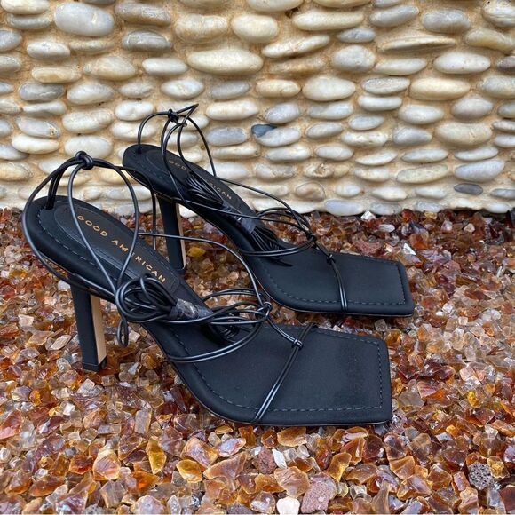 New (NIB): Good American Caged Slanted Sandals in Neoprene Black size 7.5 - Picture 4 of 13